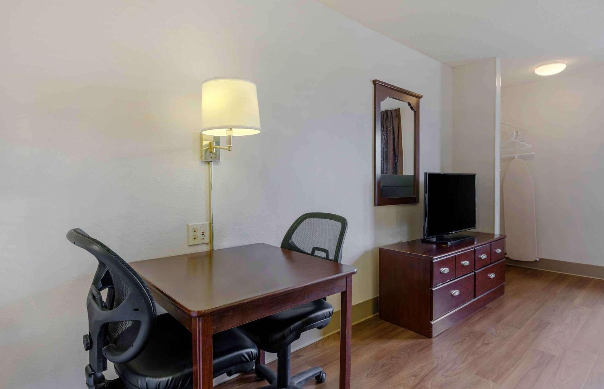 Extended Stay America Suites - Orlando - Lake Mary - 1036 Greenwood Blvd Exterior foto