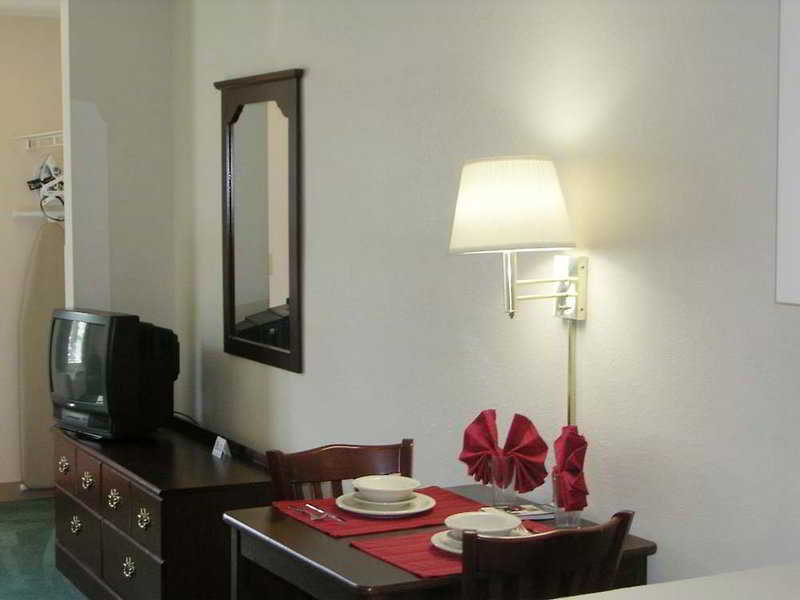 Extended Stay America Suites - Orlando - Lake Mary - 1036 Greenwood Blvd Quarto foto